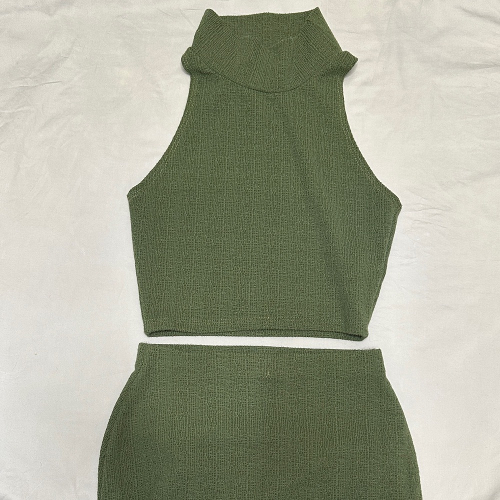 PrettyLittleThing Olive Green Skirt Set